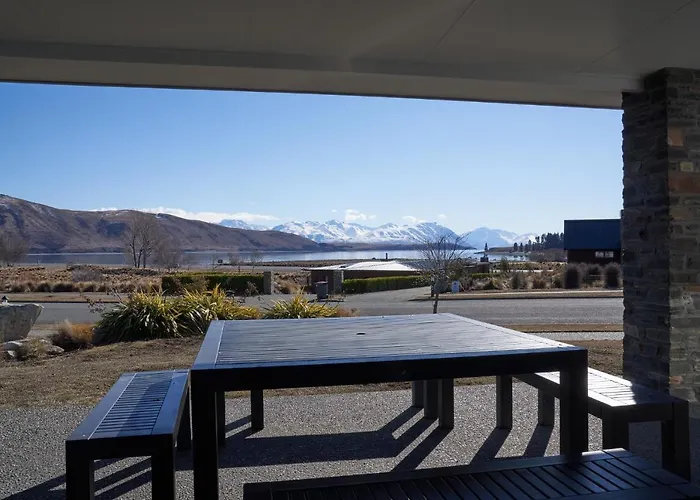 Lake Watch - Lake Tekapo